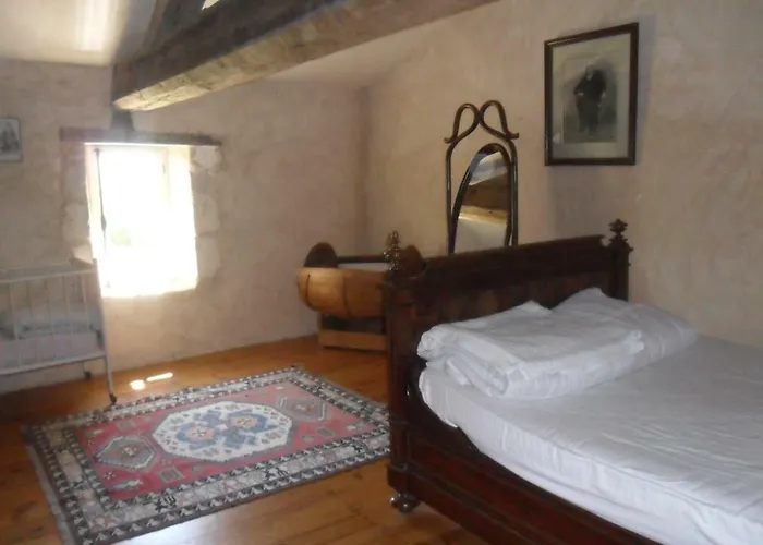 Maison De Bastien بيت ضيافة Lugon et l’Ile du Carney